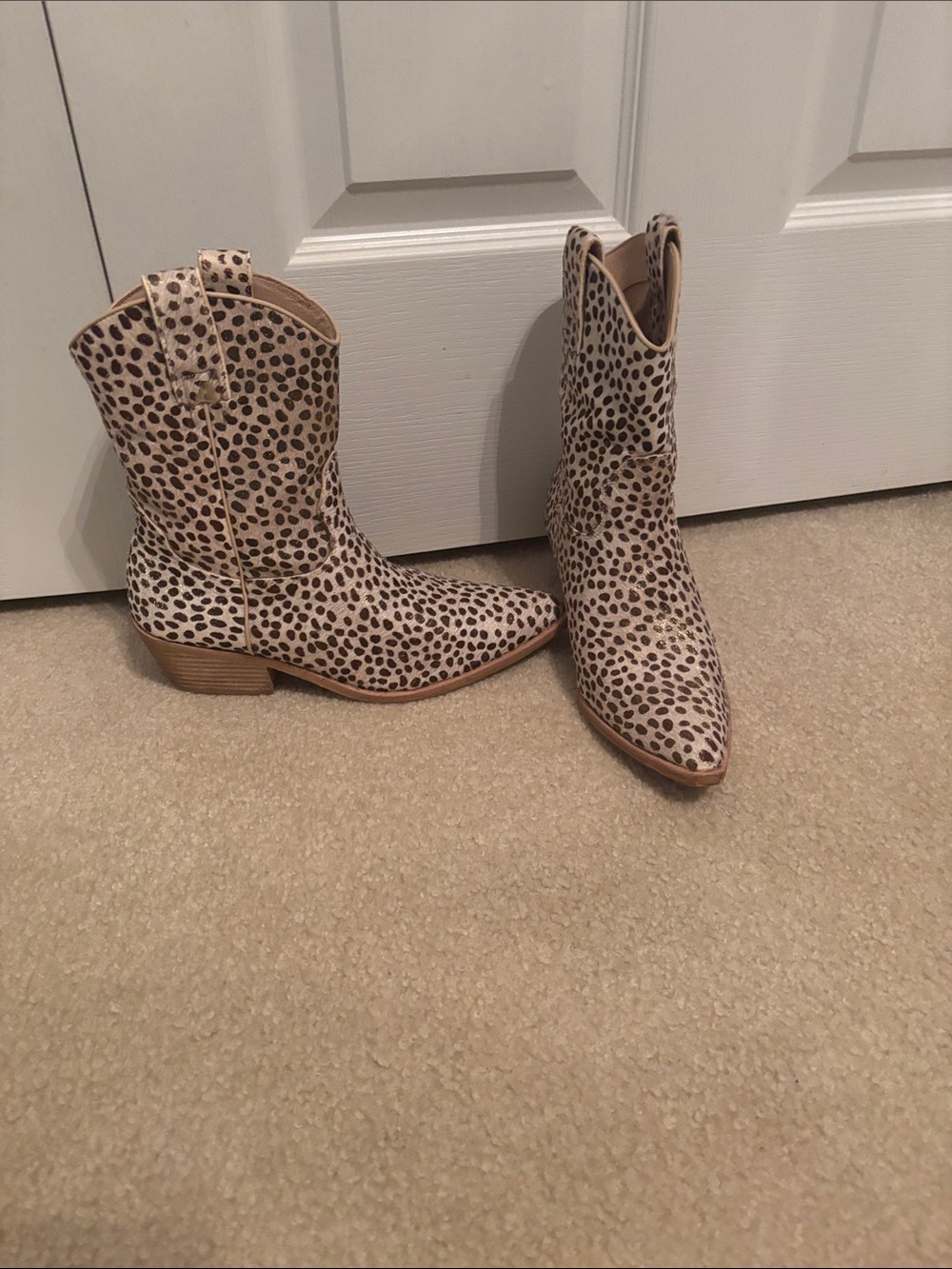 ShuShop Leopard Print Western Ankle Boots - Cream and Brown